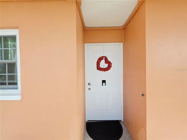 $189,000 | 6960 20th Avenue North, Unit 302, St. Petersburg, FL 33710