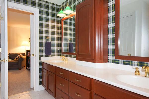 8 Willis Road Sudbury, MA 01776 - Photo 21 of 30 Gallery Image 21