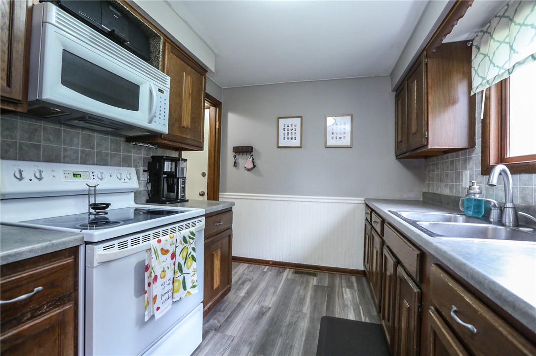 74 Ivory Way Henrietta, NY 14467 - Photo 14 of 32