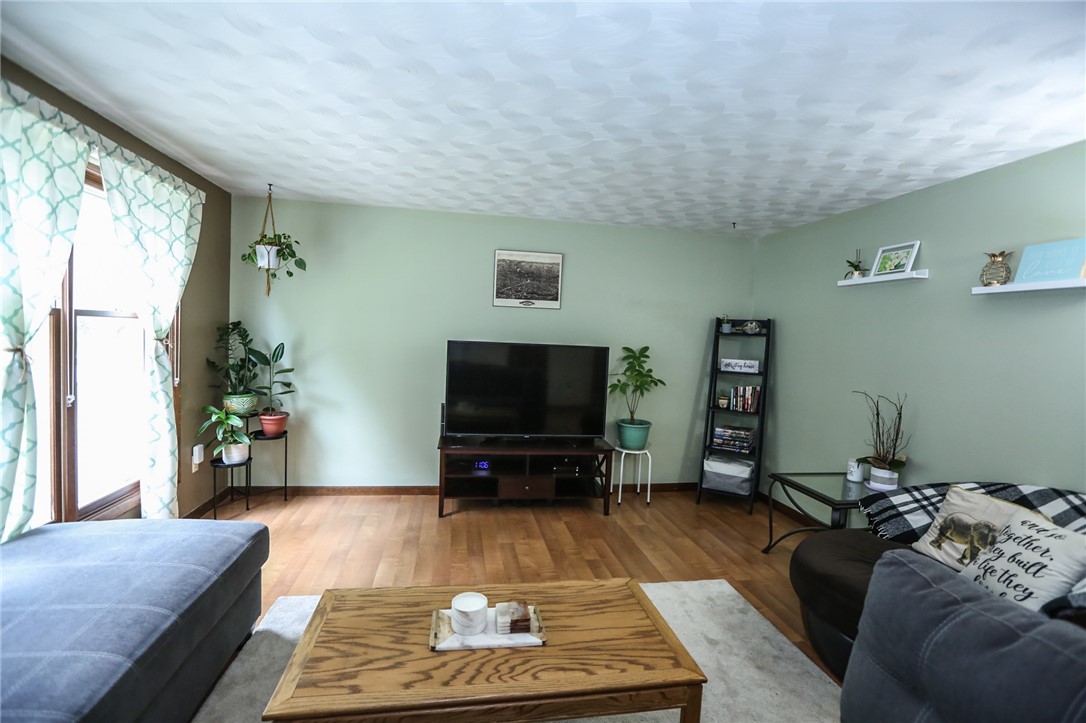 74 Ivory Way Henrietta, NY 14467 - Photo 7 of 32