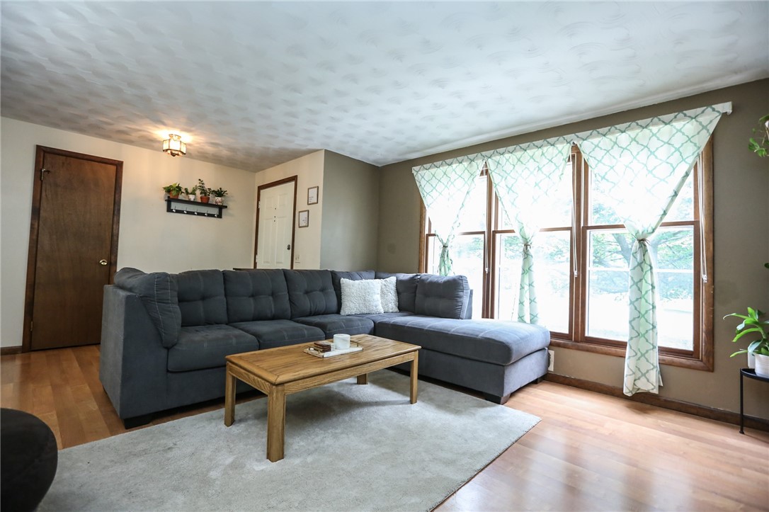 74 Ivory Way Henrietta, NY 14467 - Photo 8 of 32