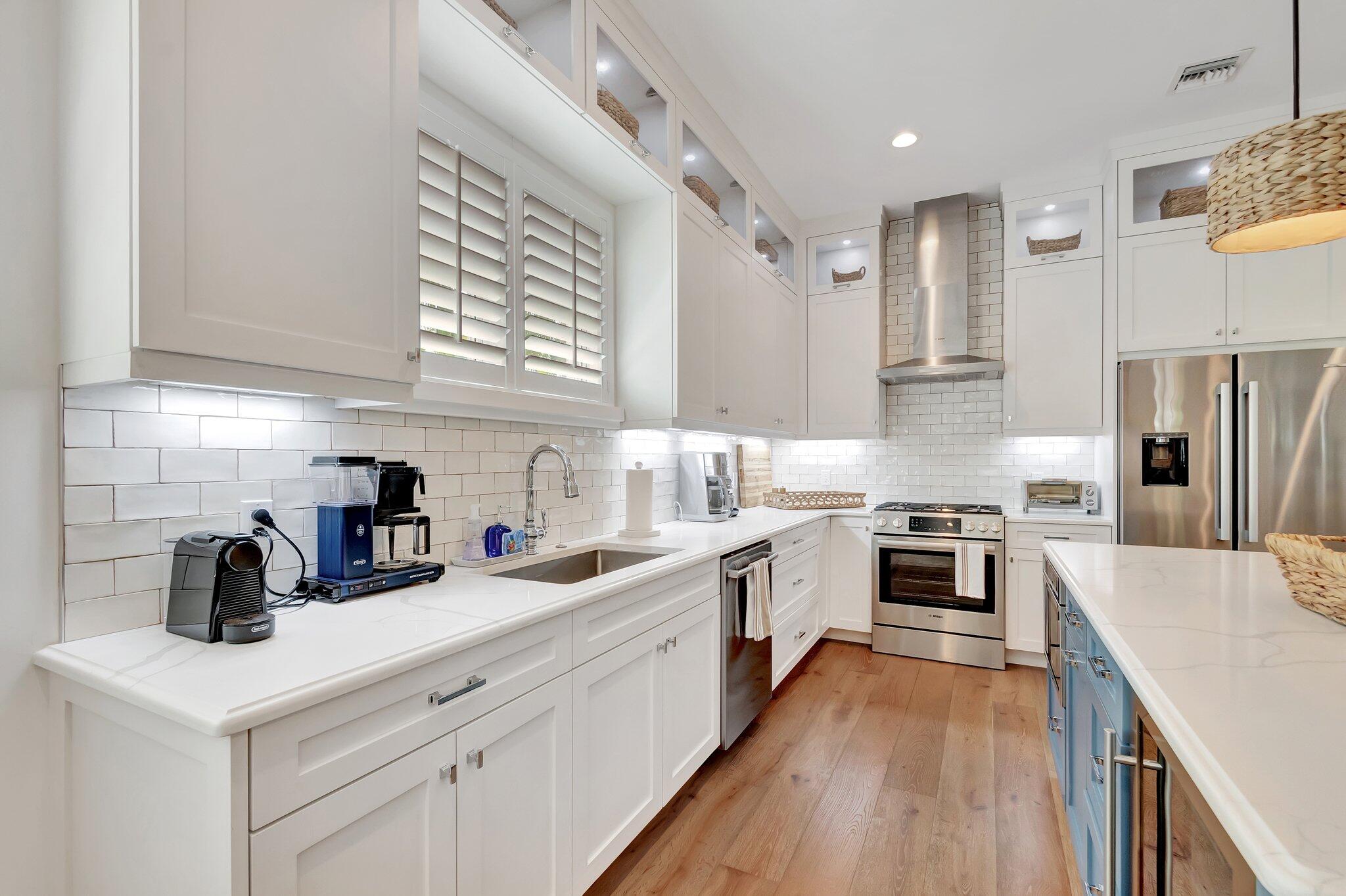 1017 Ardmore Road West Palm Beach, FL 33401 - Photo 24 of 50 16-web-or-mls-DSC_4775