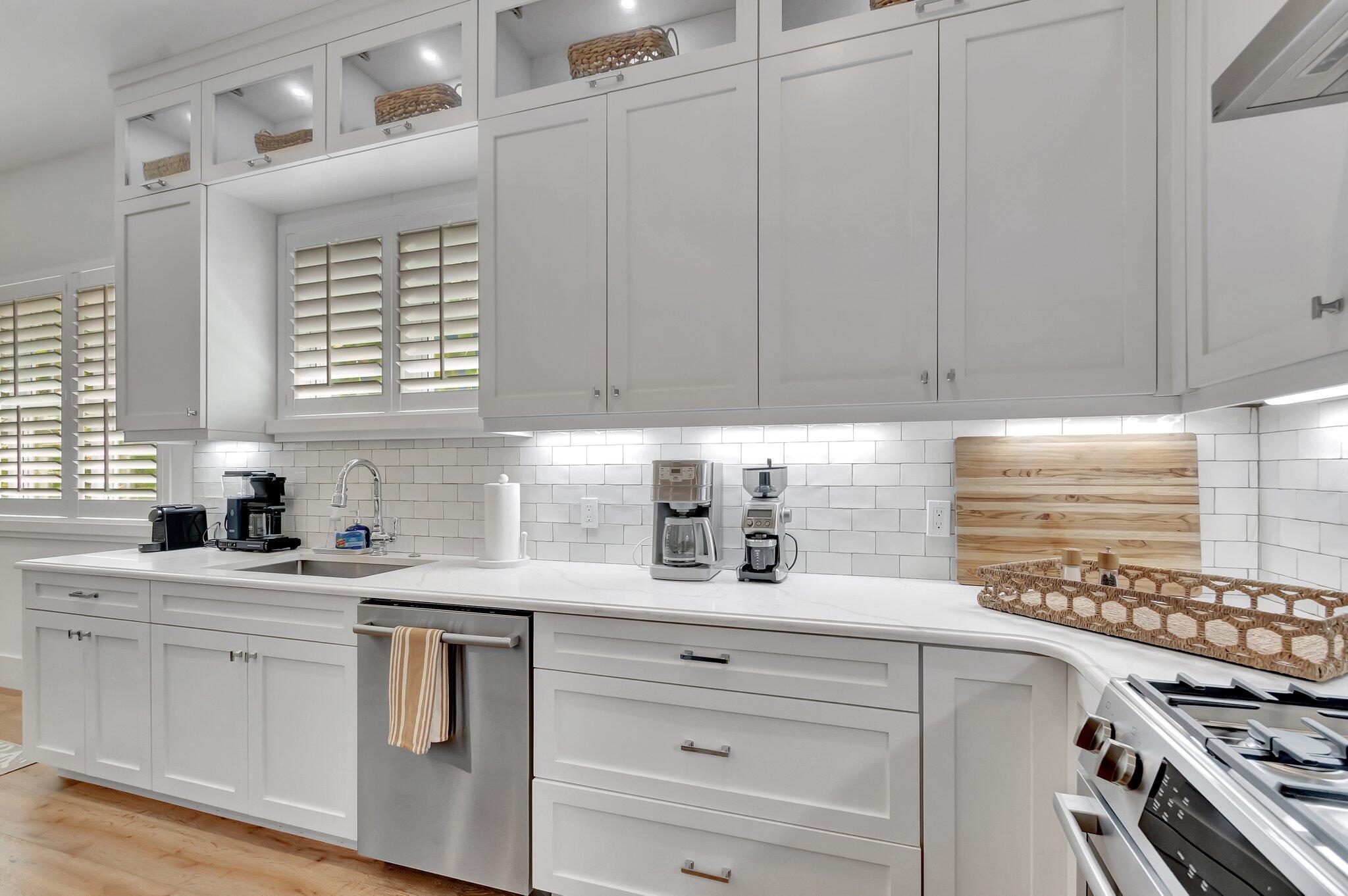 1017 Ardmore Road West Palm Beach, FL 33401 - Photo 26 of 50 18-web-or-mls-DSC_4785