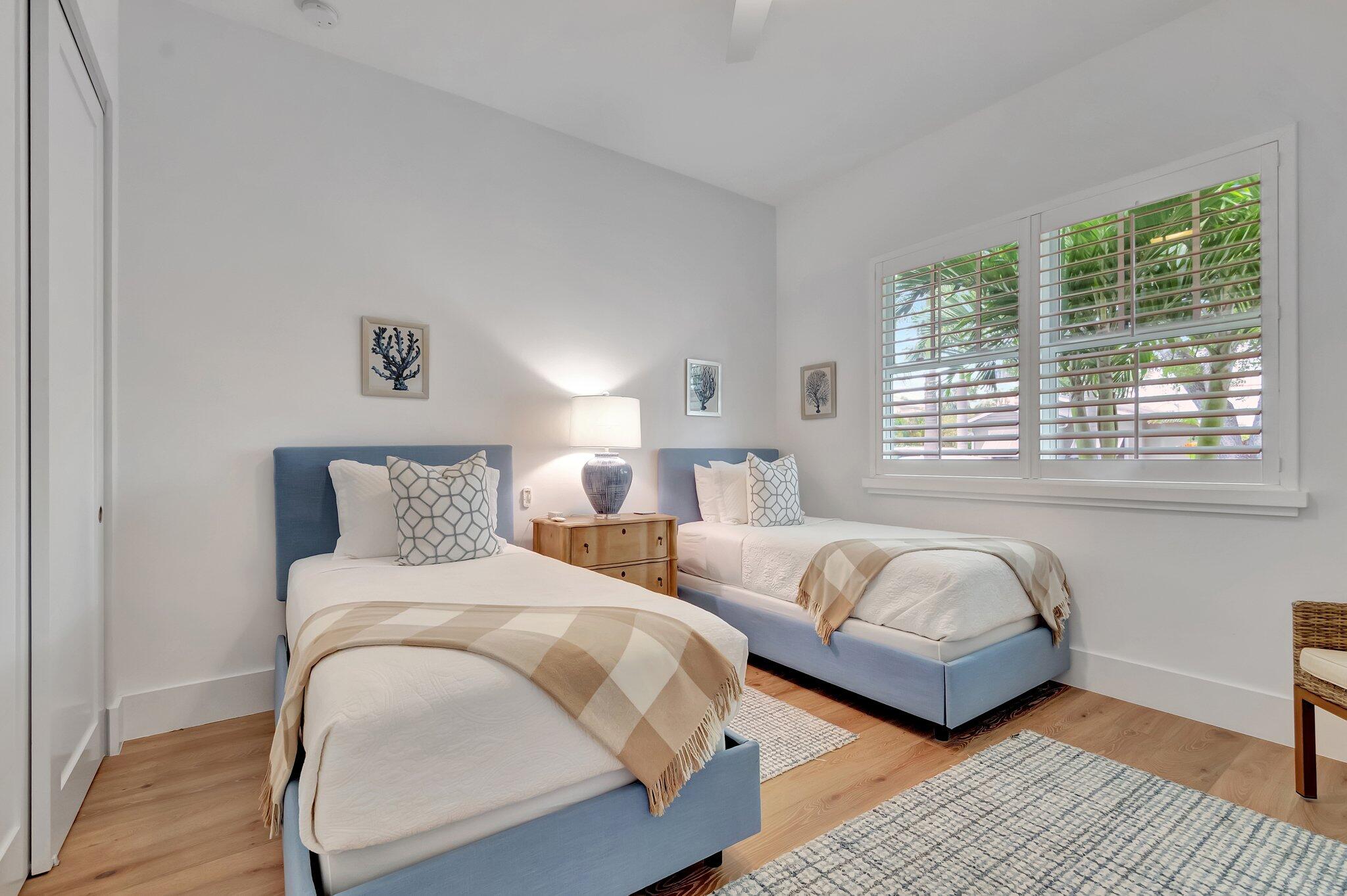 1017 Ardmore Road West Palm Beach, FL 33401 - Photo 39 of 50 33-web-or-mls-DSC_4875