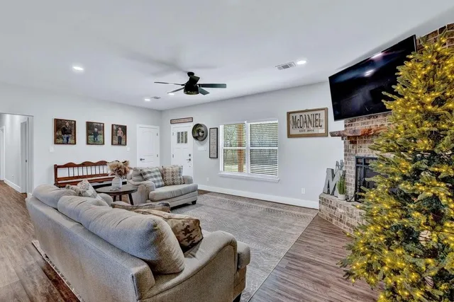 $449,000 | 1444 County Road 4630, Trenton, TX 75490