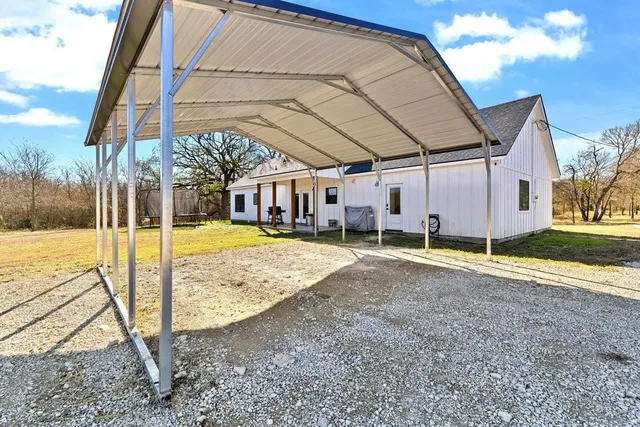 $449,000 | 1444 County Road 4630, Trenton, TX 75490