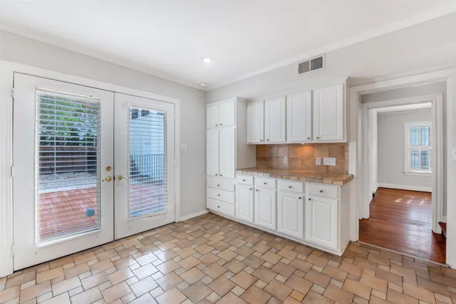 $3,295 | 1609 Driscoll Street, Houston, TX 77019