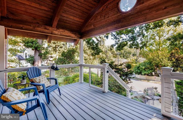 $975,000 | 2606 South Hayes Street, Arlington, VA 22202