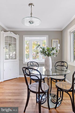 $975,000 | 2606 South Hayes Street, Arlington, VA 22202