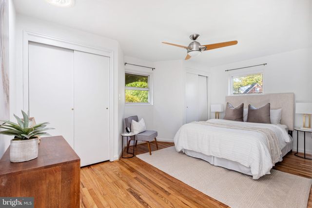 $975,000 | 2606 South Hayes Street, Arlington, VA 22202