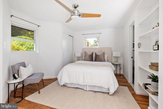 $975,000 | 2606 South Hayes Street, Arlington, VA 22202