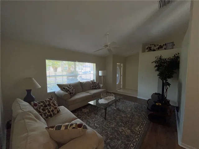 $3,100 | 962 Montrose Avenue, Sebastian, FL 32958