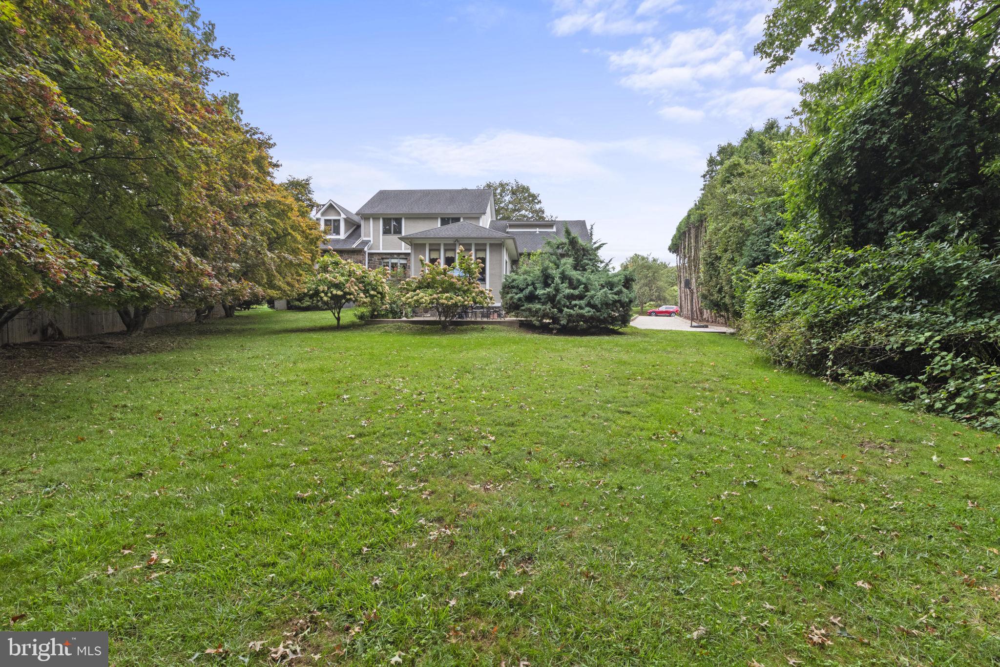 415 Vernon Road Jenkintown, PA 19046 - Photo 40 of 46 Level, private backyard