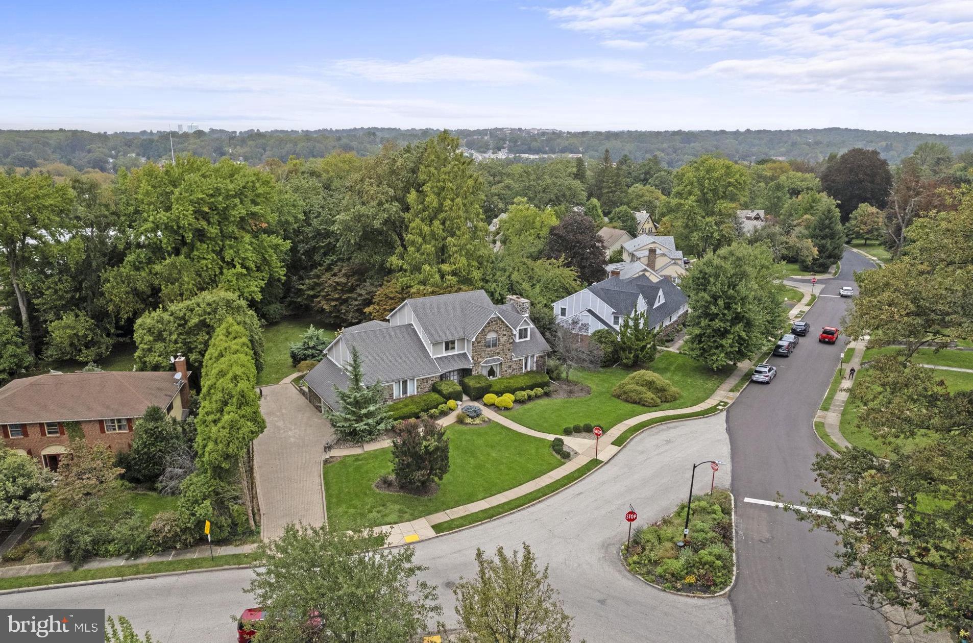 415 Vernon Road Jenkintown, PA 19046 - Photo 4 of 46 Situated close to shops, restaurants in Jenkintown