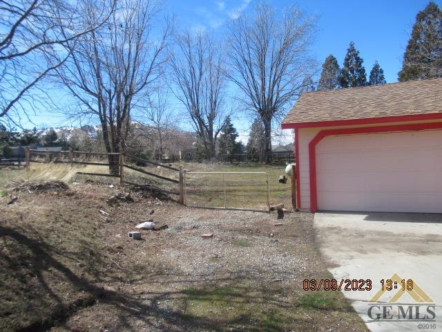 Undisclosed Address Tehachapi, CA 93561 - Photo 12 of 15