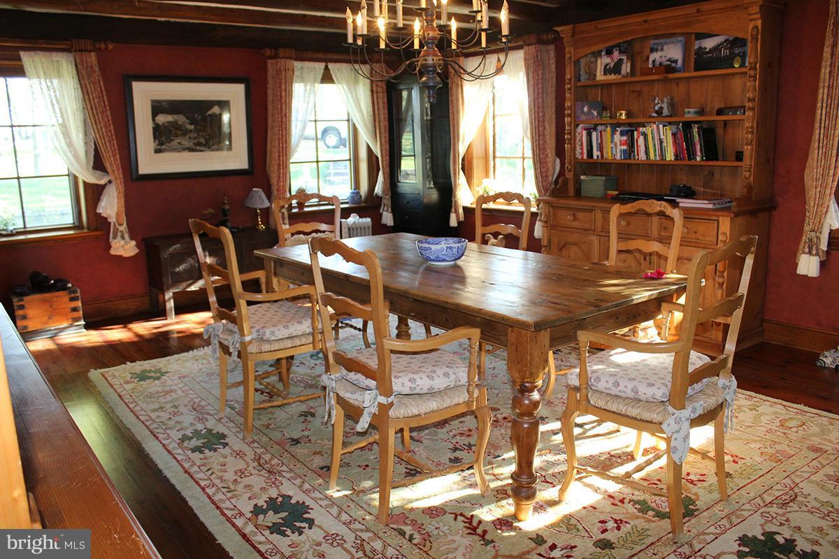 21011 St Louis Road Middleburg, VA 20117 - Photo 3 of 25 Dining Room