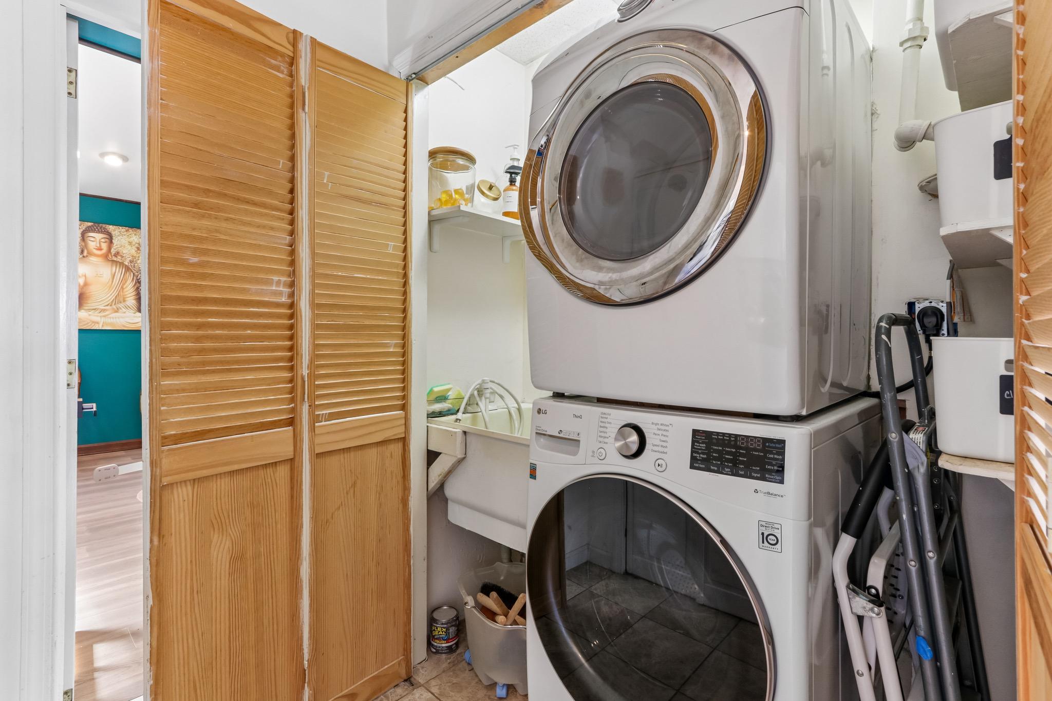 650 Hendrix Street Philadelphia, PA 19116 - Photo 20 of 53 Laundry rm
