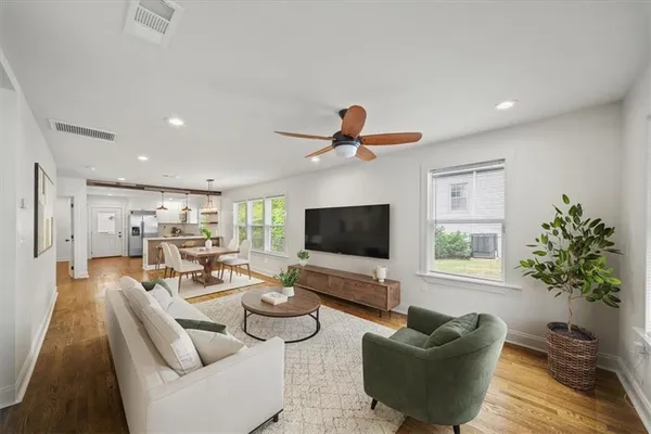 $2,500 | 1060 Regent Street Southwest, Atlanta, GA 30310
