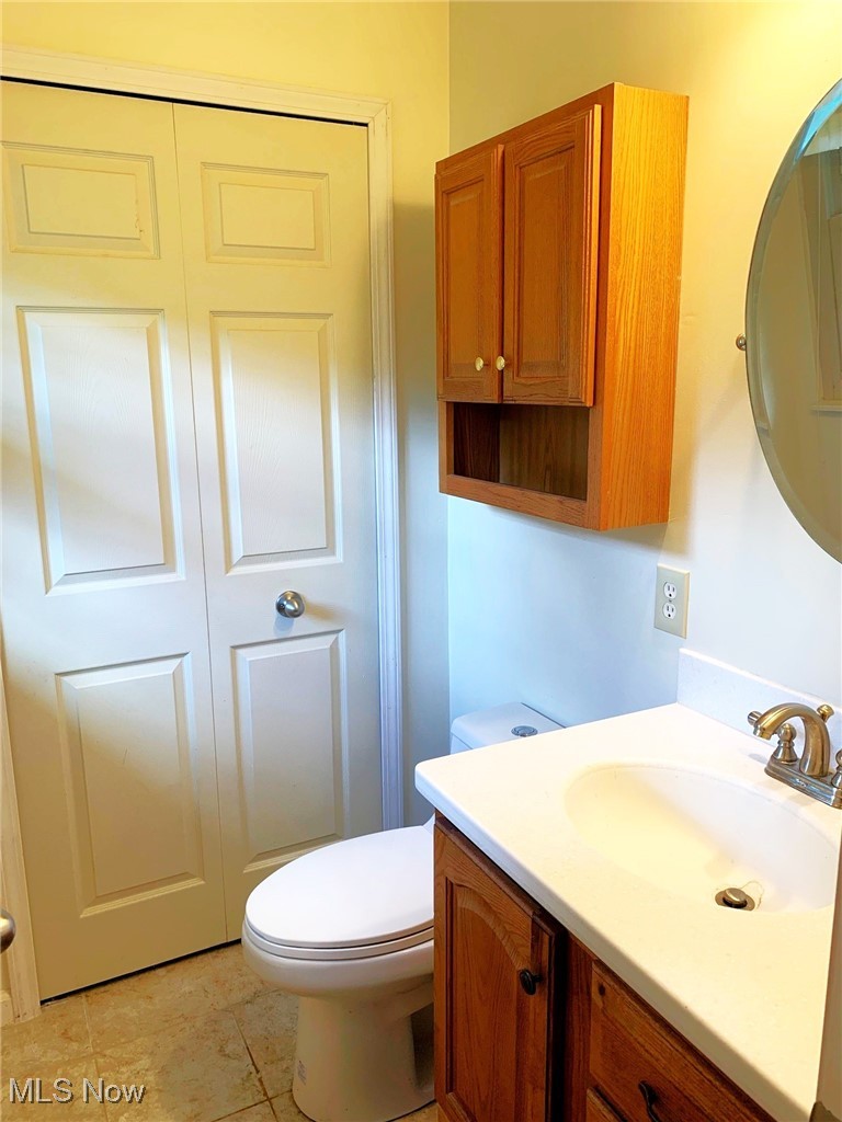 3966 Granger Road Medina, OH 44256 - Photo 14 of 35 Ensuite half bath of primary bedroom