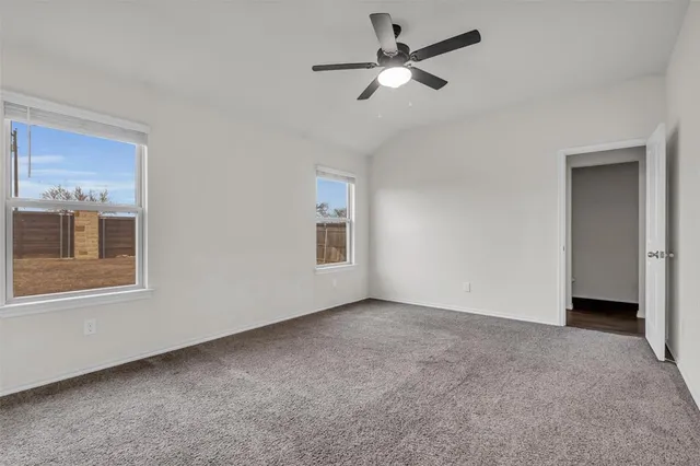 $2,000 | 815 Ranahan Lane, Royse City, TX 75189