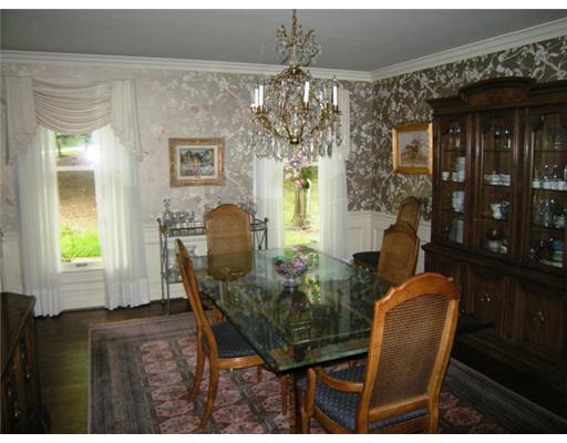 314 Wildberry Road Fox Chapel, PA 15238 - Photo 4 of 18 Dining Room.