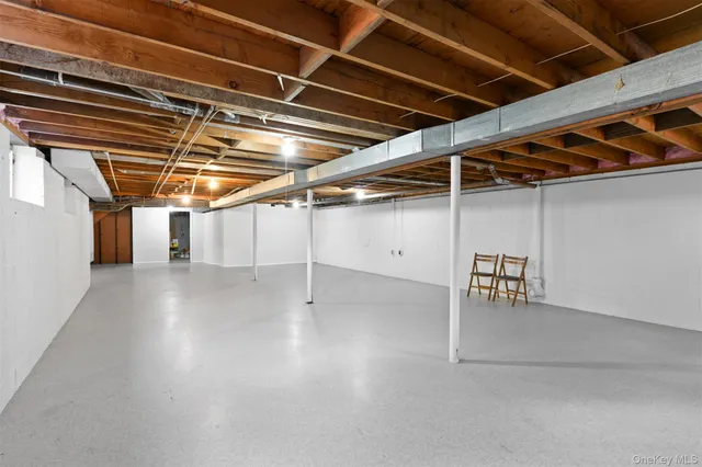 $899,000 | 11 Charnwood Drive, Montebello, NY 10901