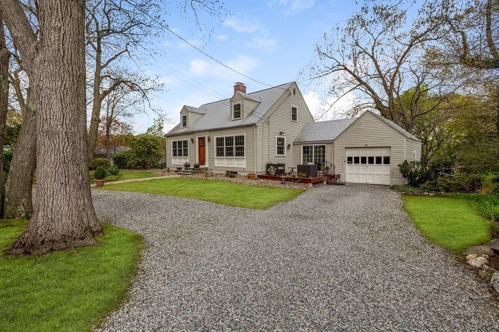 16 Stillman Road Melrose, MA 02176 - Photo 2 of 39 Gallery Image 2