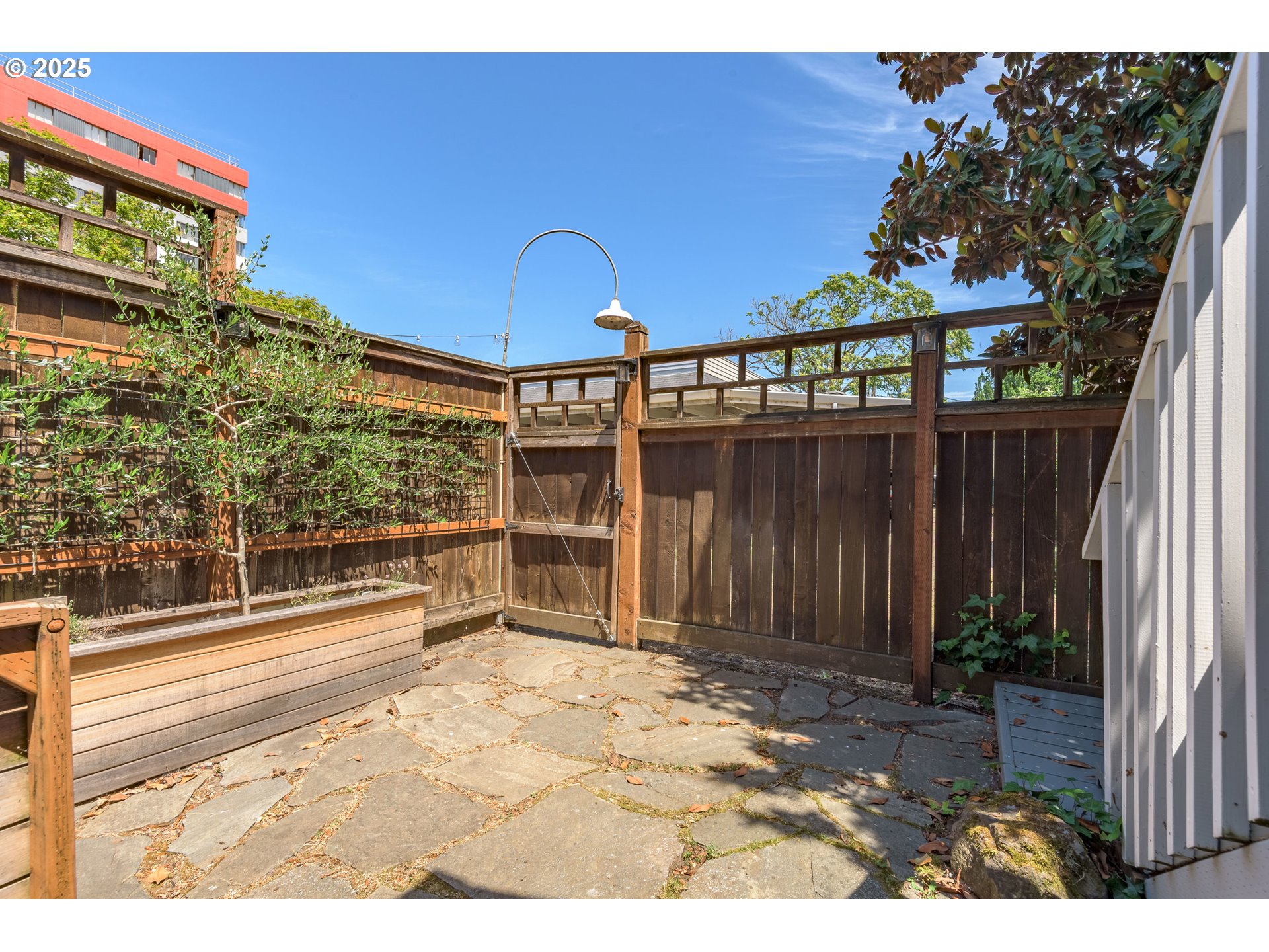 1681 Olive Street Eugene, OR 97401 - Photo 28 of 30 a view of outdoor space