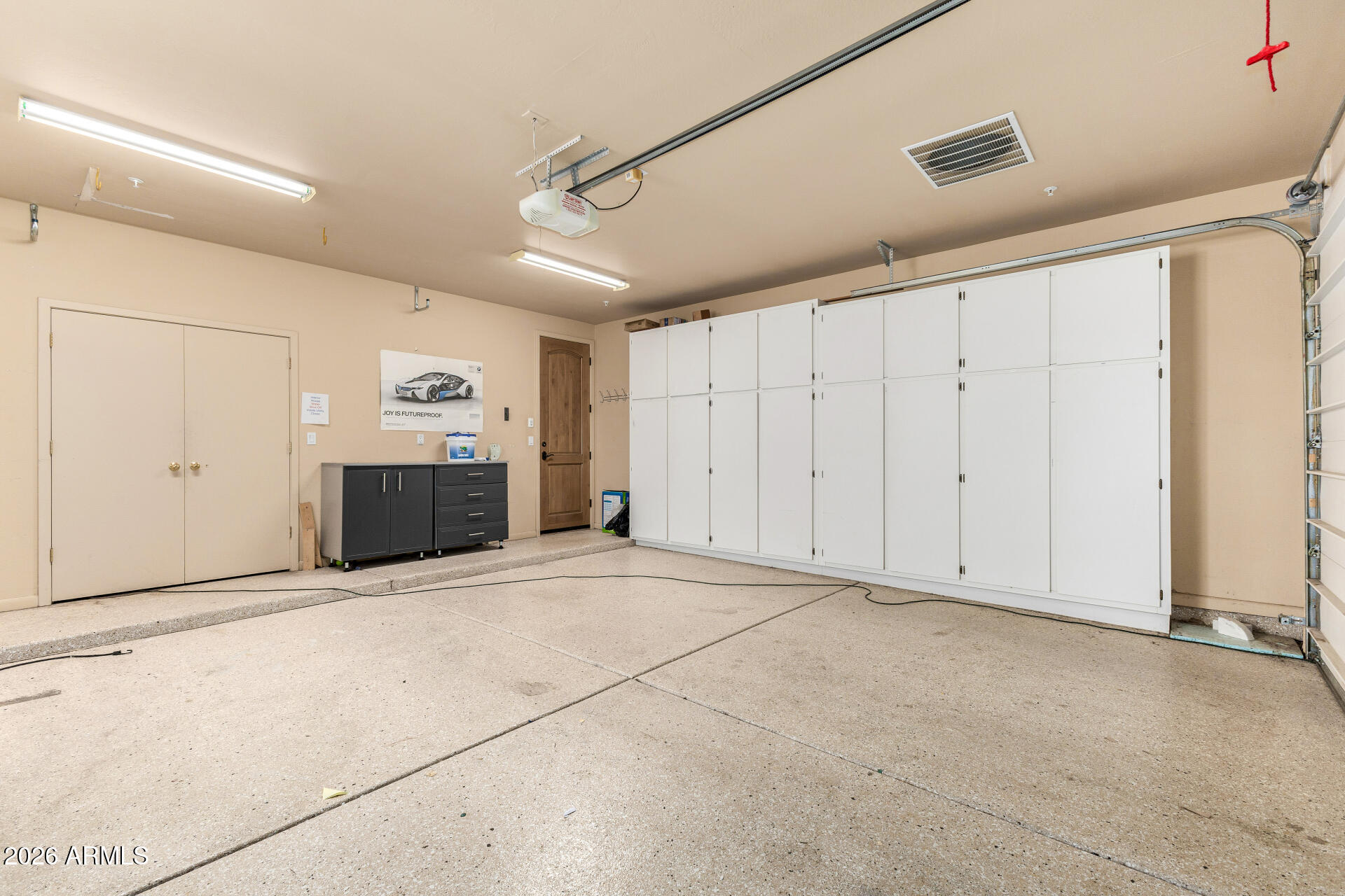 10040 East Happy Valley Road, Unit 2057 Scottsdale, AZ 85255 - Photo 19 of 21 a view of empty room with fireplace