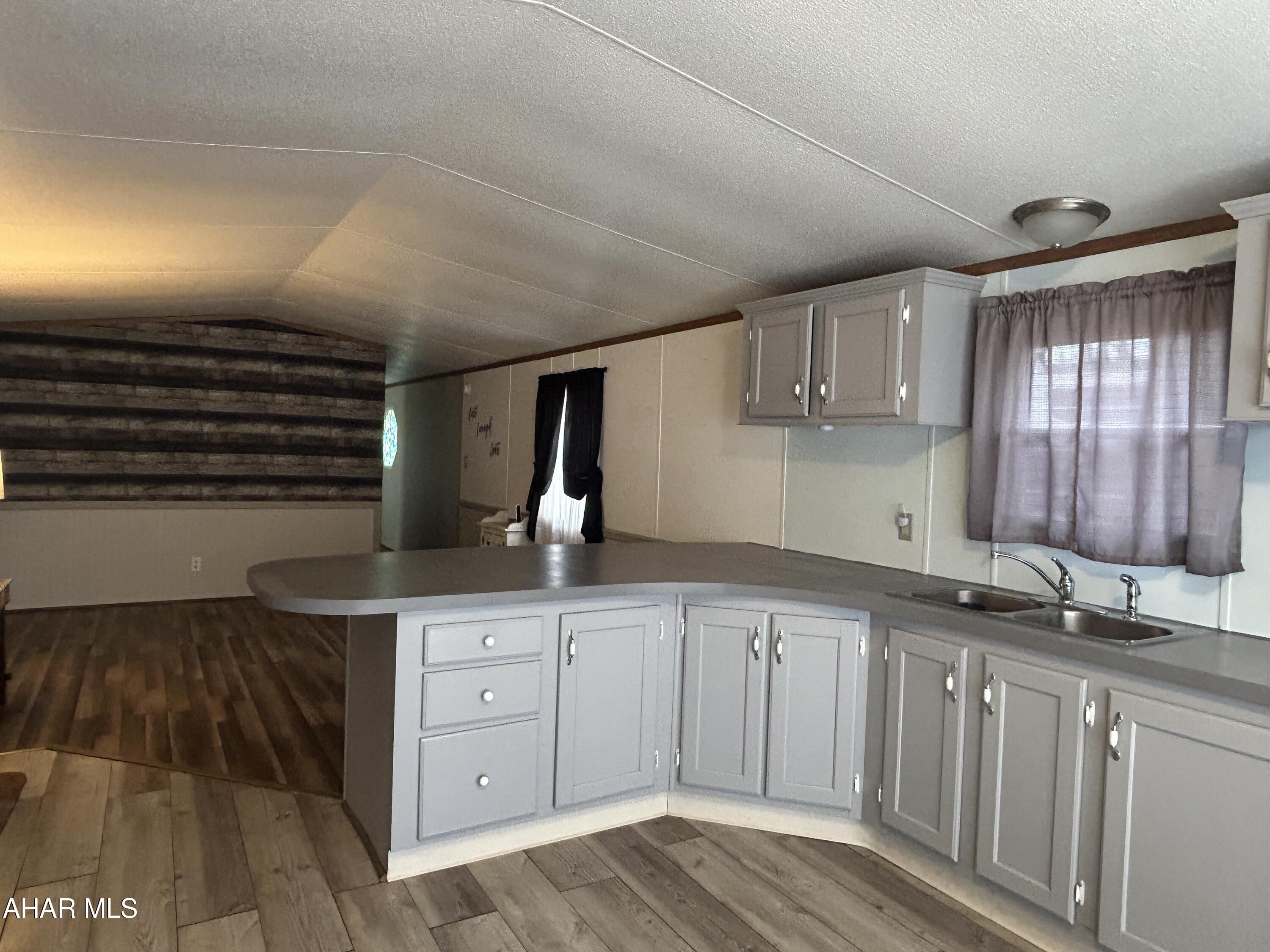 517 Margaret Road Altoona, PA 16602 - Photo 7 of 16