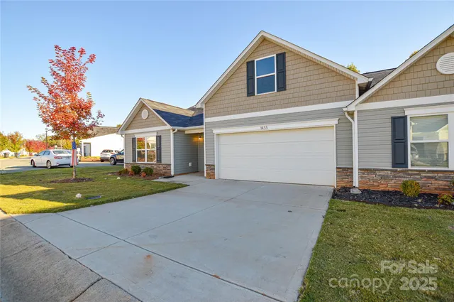 a view of outdoor space yard and front view of a house