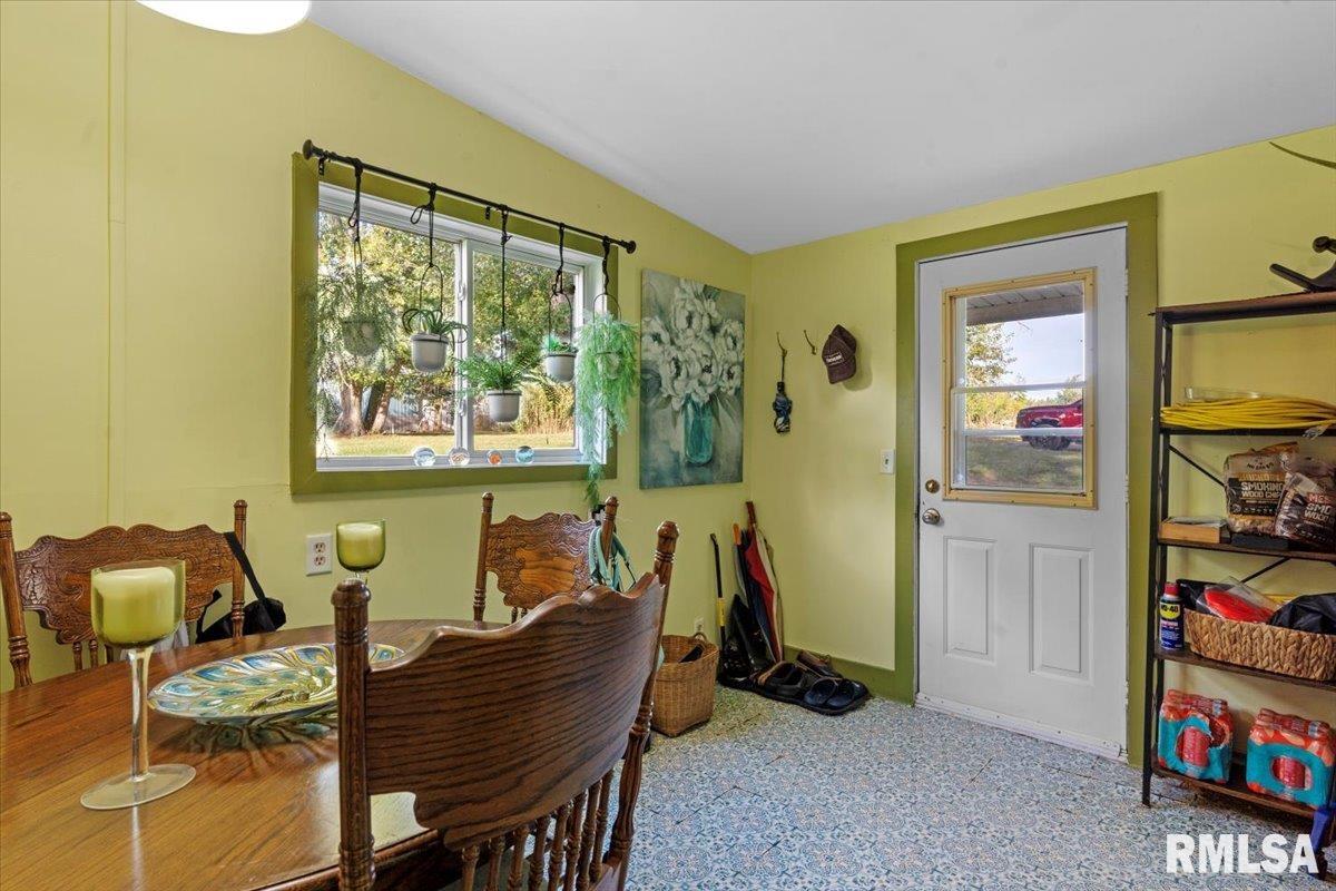 5765 Mansion Road Chatham, IL 62629 - Photo 11 of 29