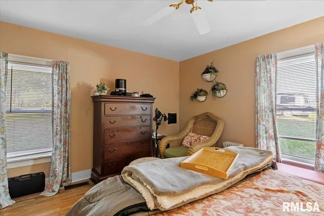 $199,900 | 5765 Mansion Road, Chatham, IL 62629