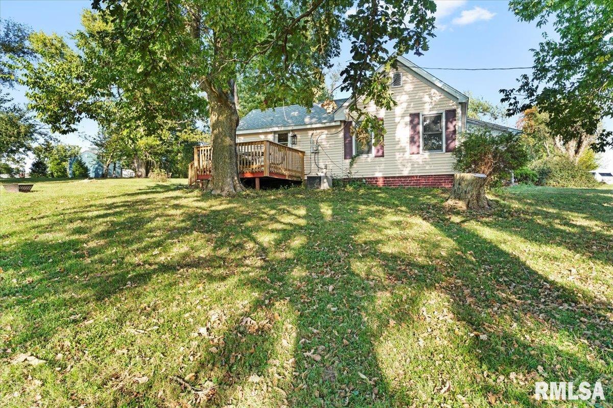 5765 Mansion Road Chatham, IL 62629 - Photo 4 of 29