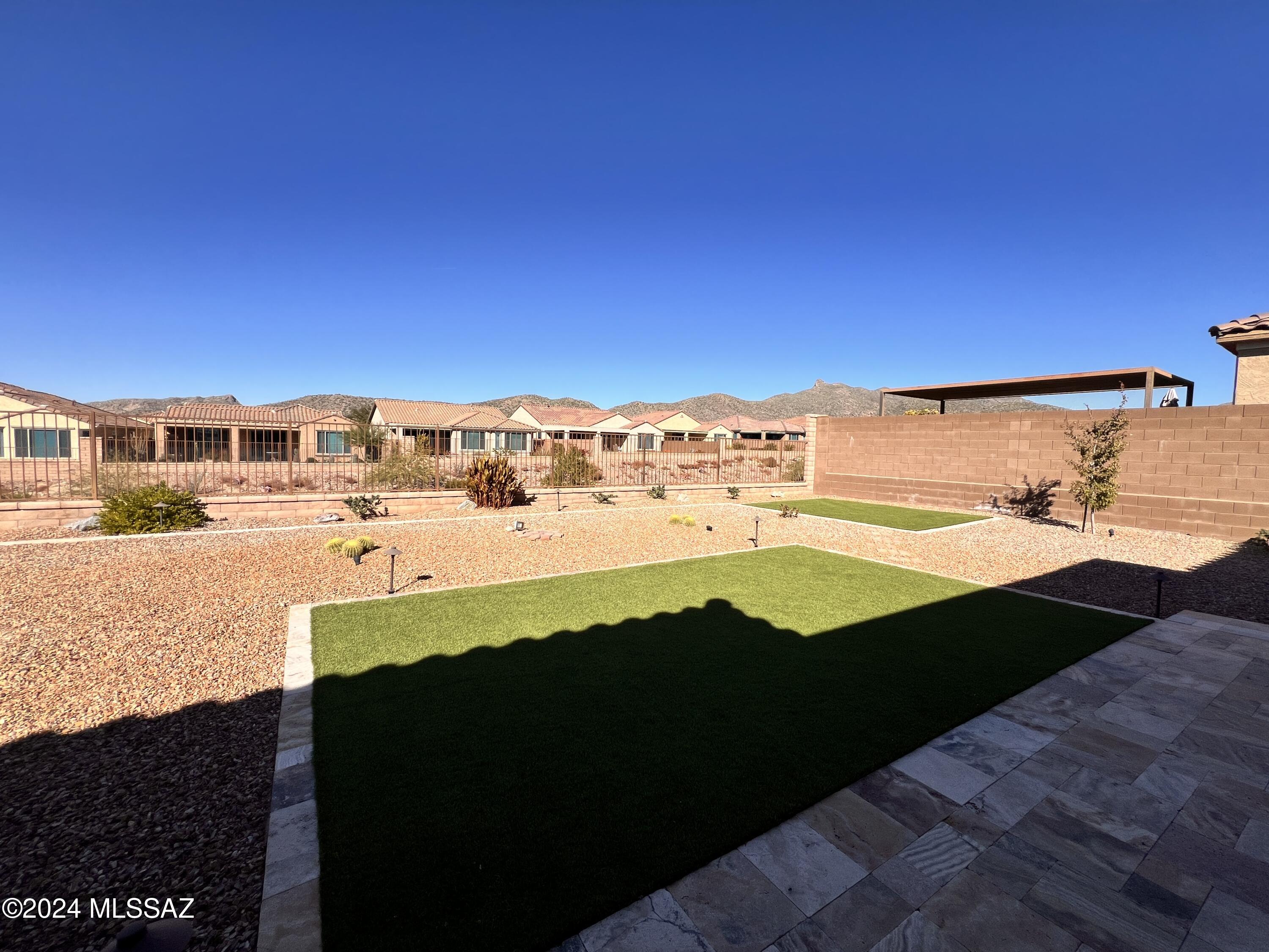 7010 West Cliff Spring Trail Marana, AZ 85658 - Photo 38 of 42