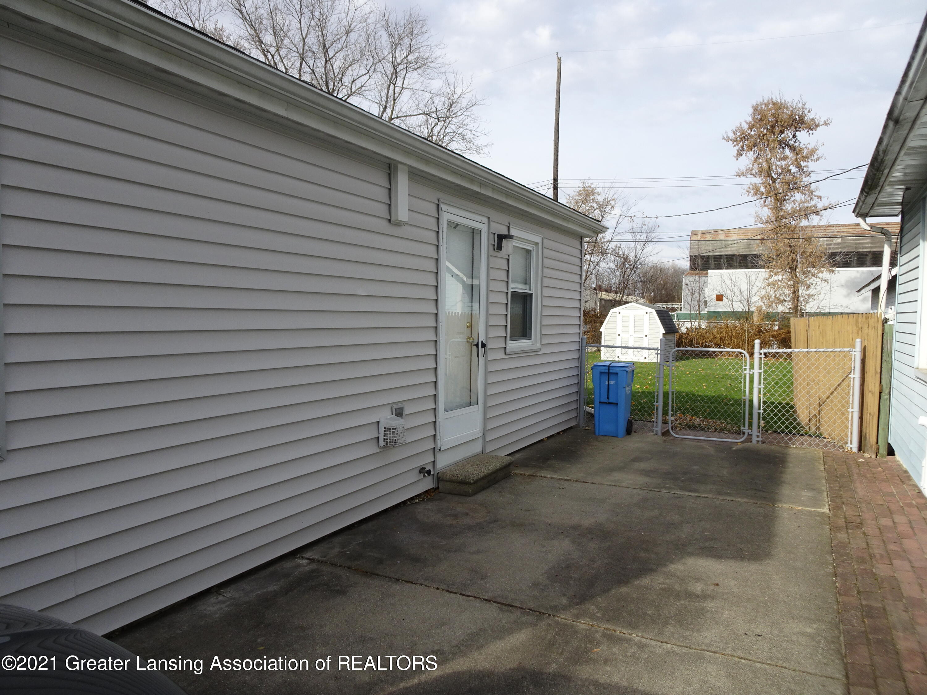 906 Dunlap Street Lansing, MI 48910 - Photo 14 of 18 DSC01614