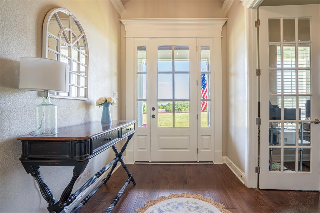 1920 Meander Road Granbury, TX 76049 - Photo 4 of 40