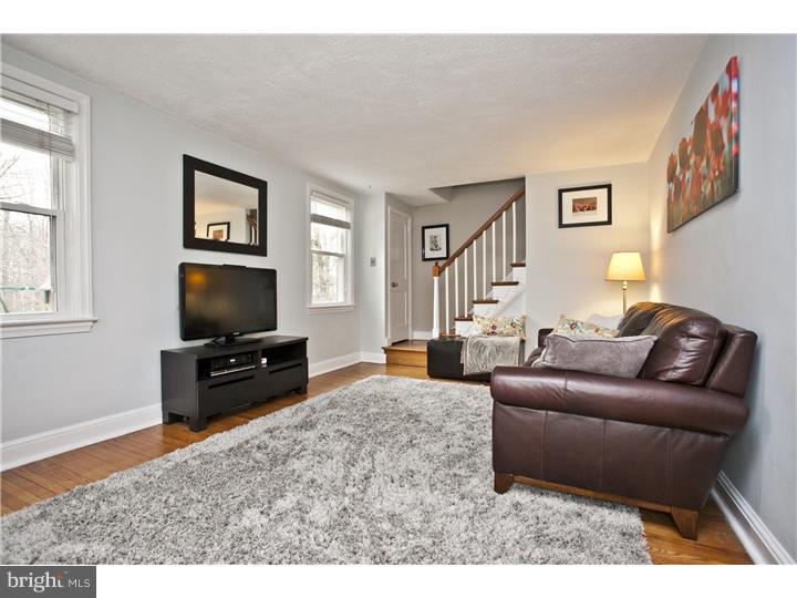 47 Letitia Lane Media, PA 19063 - Photo 5 of 25 Living Room