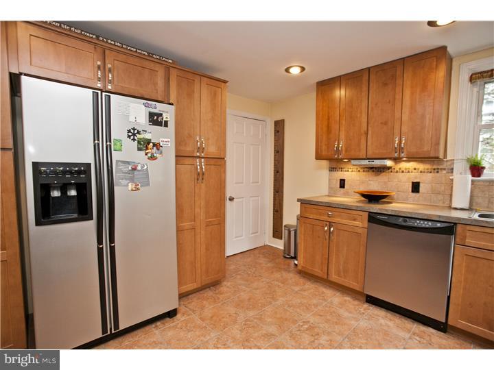 47 Letitia Lane Media, PA 19063 - Photo 10 of 25 Kitchen