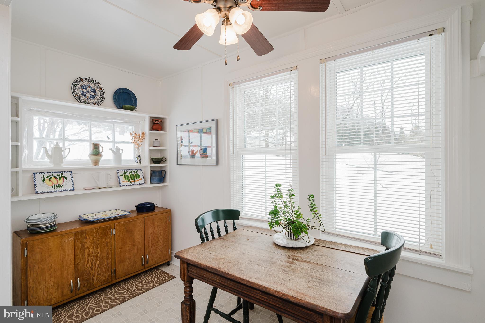 706 Chestnut Street Delta, PA 17314 - Photo 36 of 86 Breakfast Nook