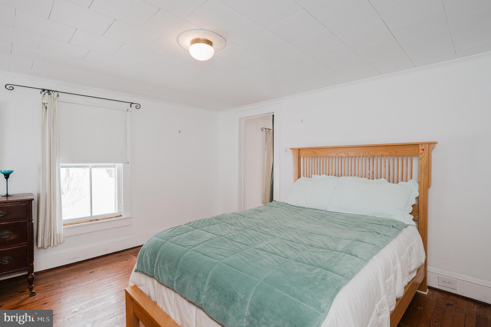 706 Chestnut Street Delta, PA 17314 - Photo 54 of 86 Bedroom 2