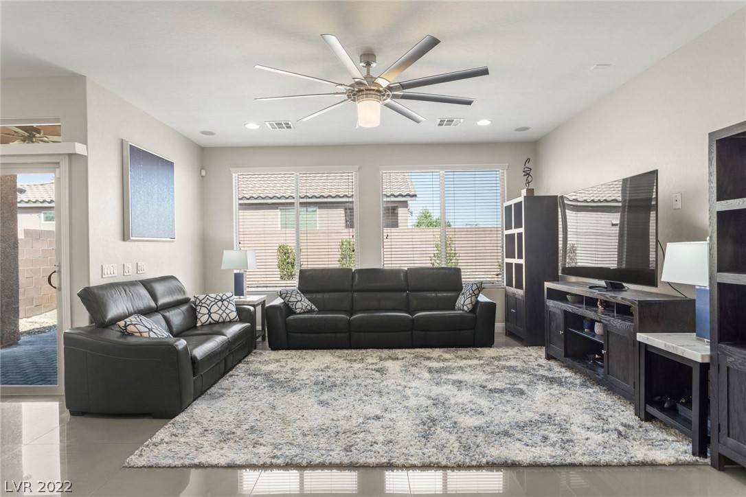 6938 Motley Road Las Vegas, NV 89178 - Photo 12 of 34 Gallery Image 12