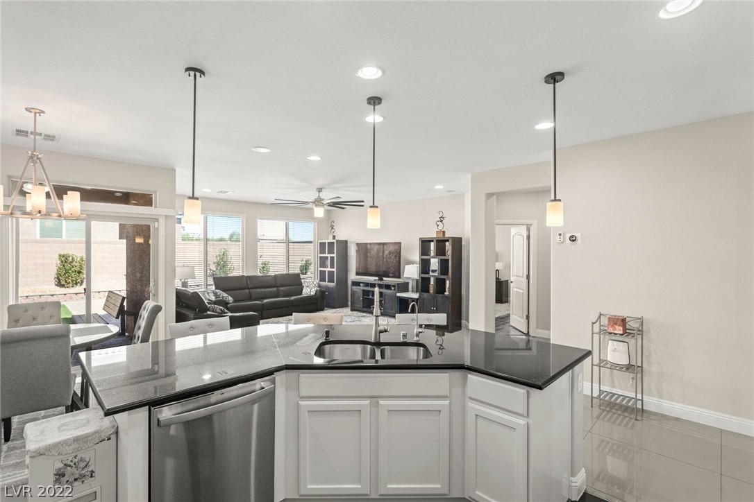 6938 Motley Road Las Vegas, NV 89178 - Photo 8 of 34 Gallery Image 8