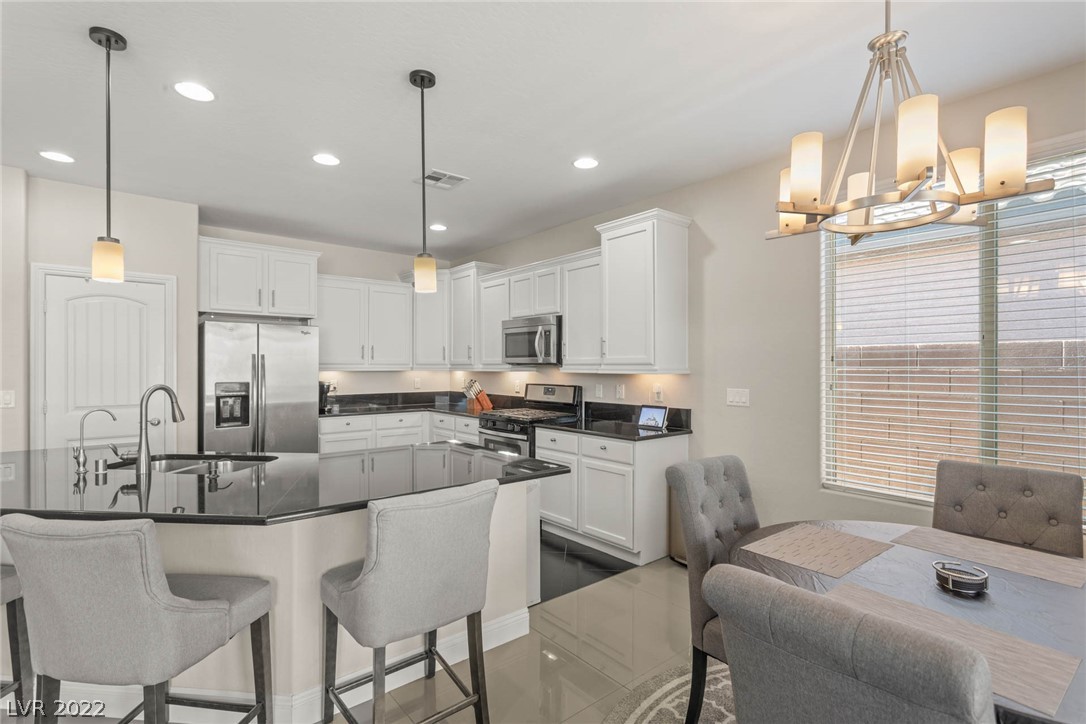 6938 Motley Road Las Vegas, NV 89178 - Photo 10 of 34 Gallery Image 10