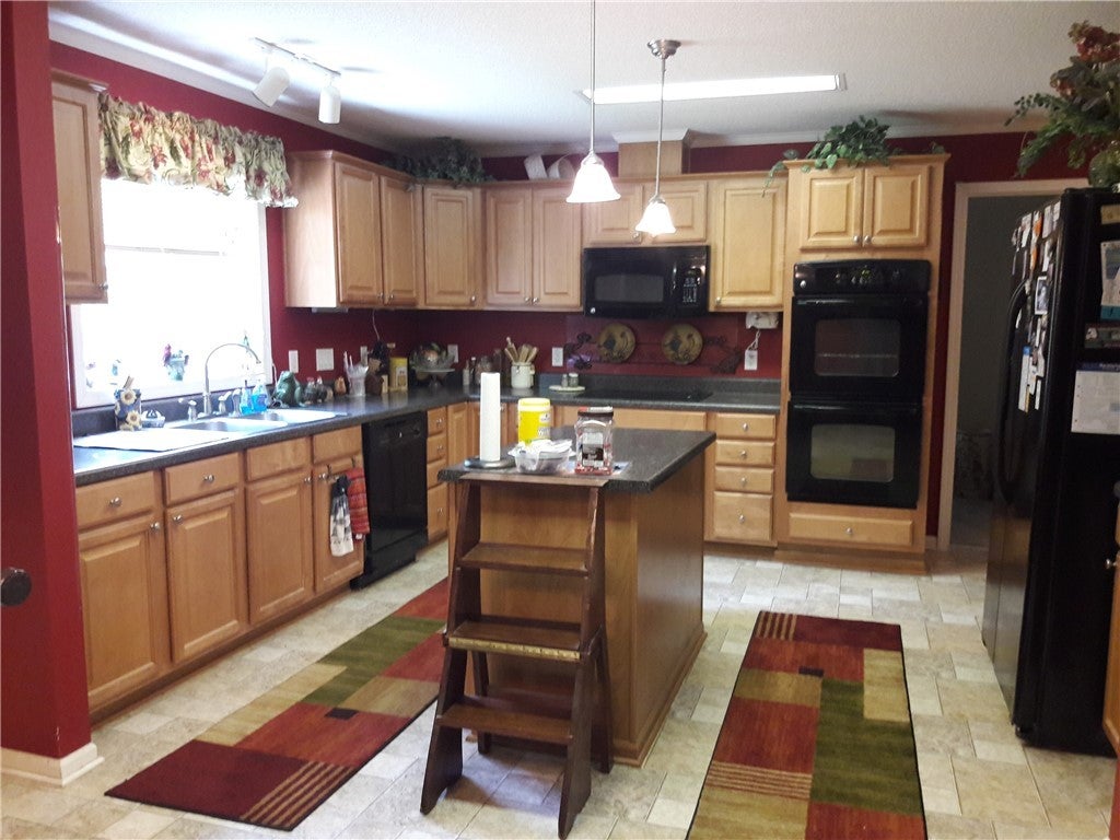 63 Gullatt Road Opelika, AL 36804 - Photo 12 of 29 Gallery Image 12