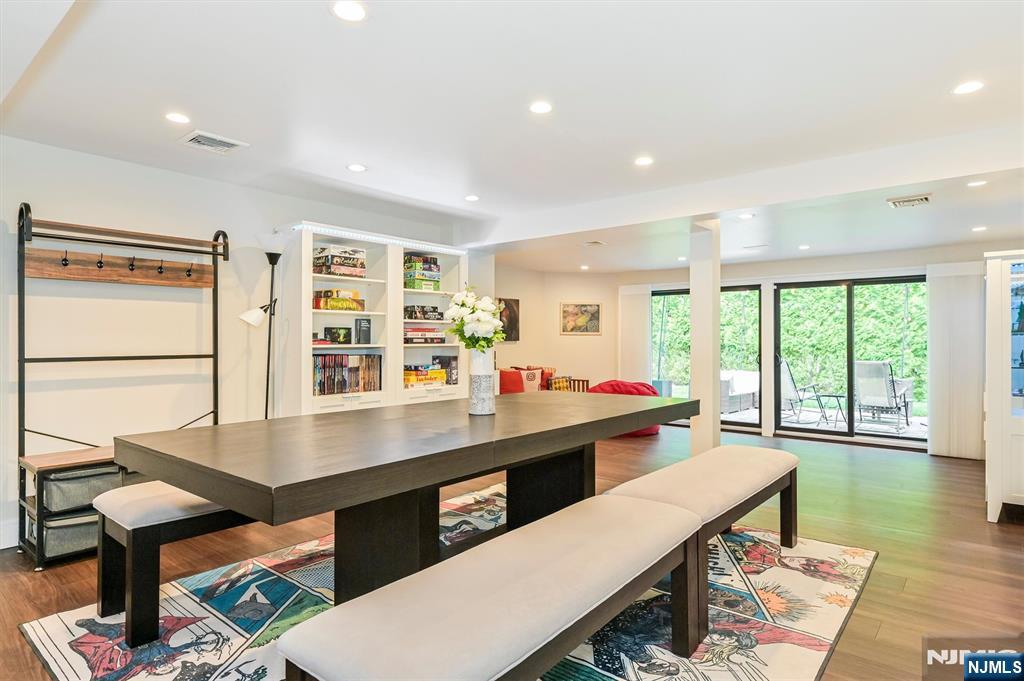 655 Floyd Street Englewood Cliffs, NJ 07632 - Photo 19 of 49