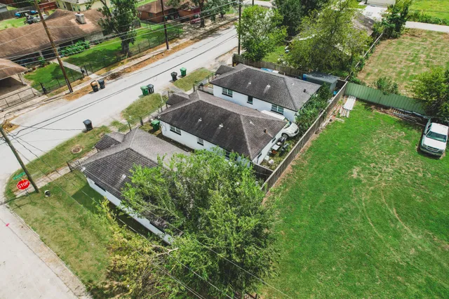 $299,990 | 1715 New Mexico Street, Houston, TX 77029