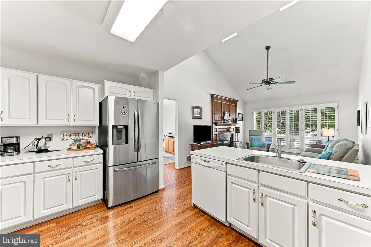 250 Avonwood Road Kennett Square, PA 19348 - Photo 20 of 37 Love the kitchen and family combination!