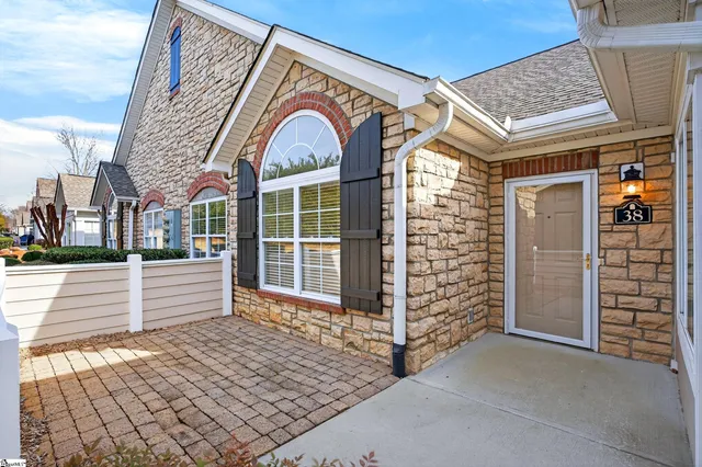 $415,000 | 38 Fudora Circle, Simpsonville, SC 29681