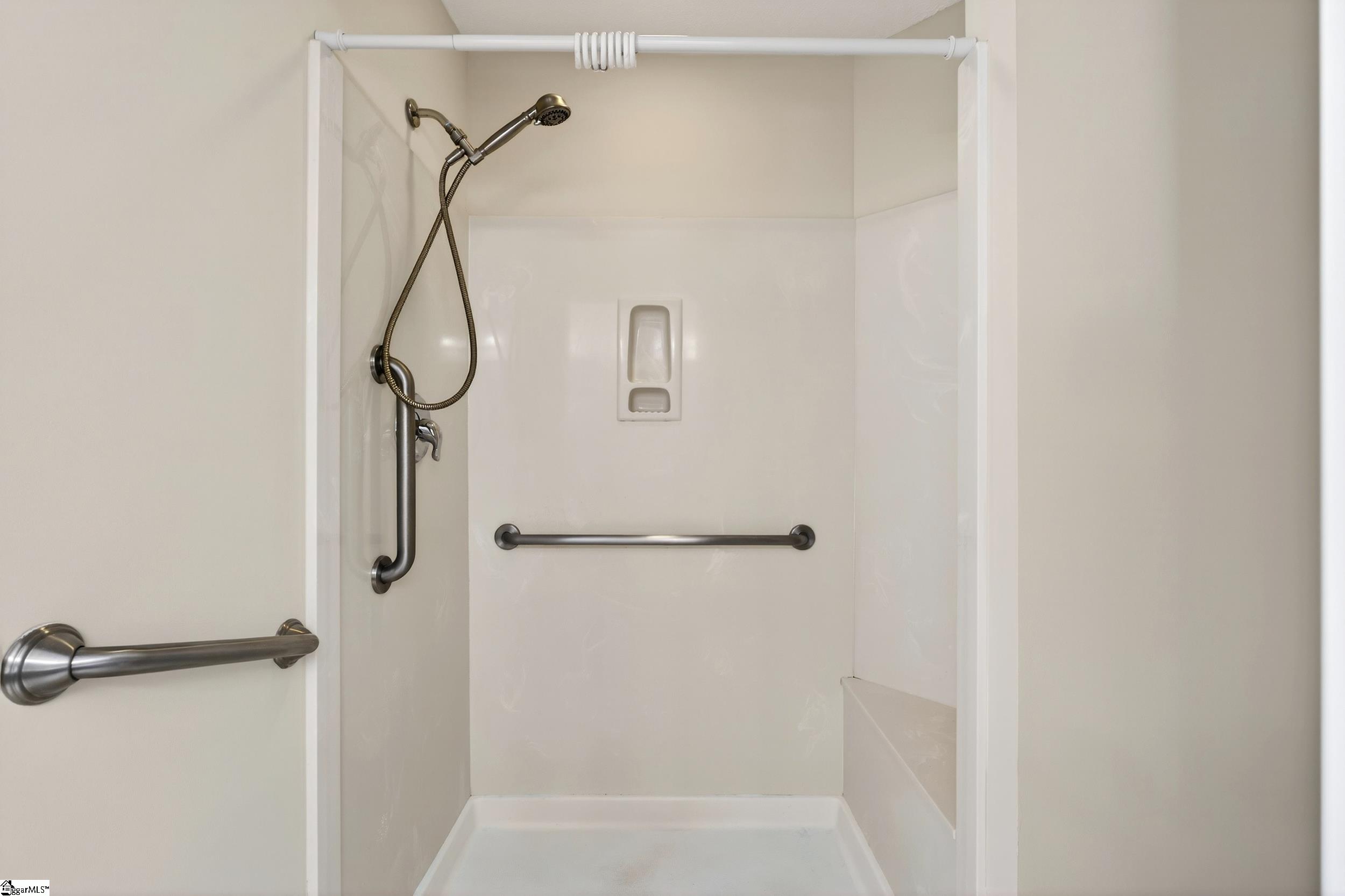 38 Fudora Circle Simpsonville, SC 29681 - Photo 13 of 41